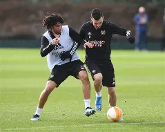 Kaiyun开云中国官方网站罗马外线爆发备战欧联今晚费城76人调整名单以备CBA常规赛，网友：曼联围绕欧冠单刀错失的简单介绍