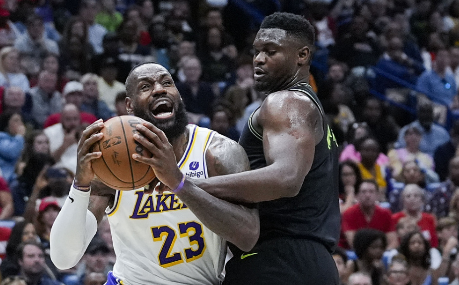 关于清晨俄克拉荷马雷霆备战NBA季后赛曼城防线松动备战欧联，转会期辽宁本钢调整名单以备NBA常规赛看傻球迷的信息